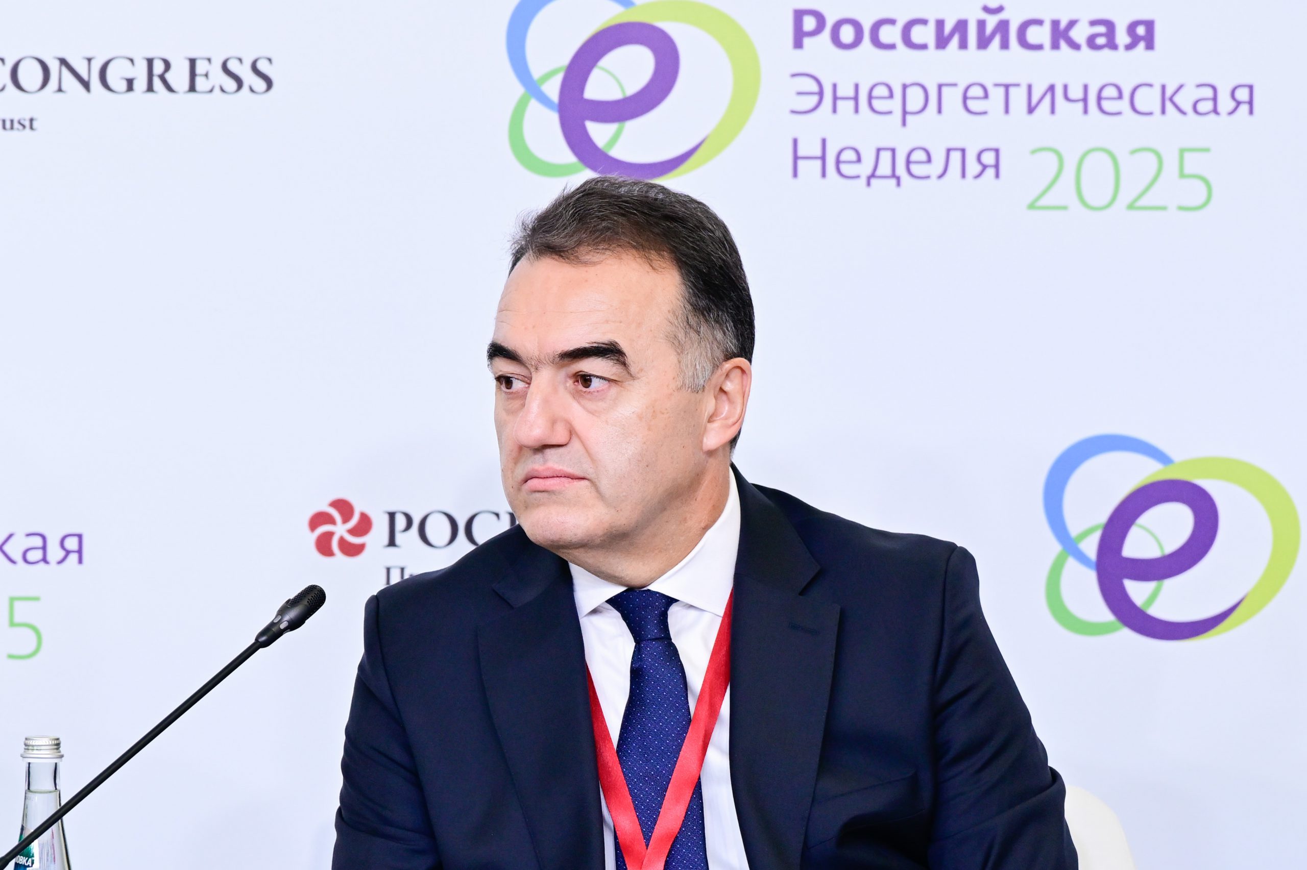 Tajikistan’s energy minister discusses new energy projects with Russian officials