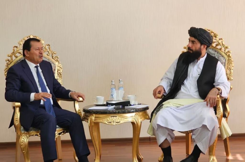 Tajikistan's security chief meets with Balkh governor in Dushanbe, say Afghan media reports