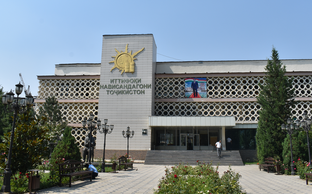 Will Nizom Qosim remain head of the Union of Writers of Tajikistan?