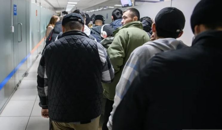 Russia removes 160,000 Uzbek citizens from migration watchlist