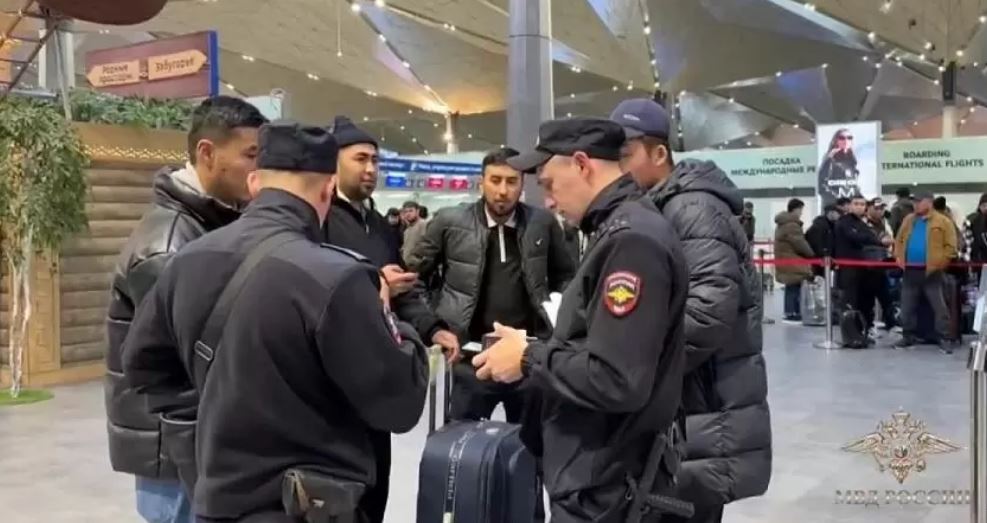 Russia launches first migration control points at major airports