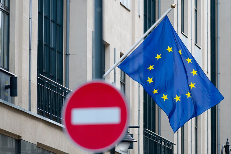 What lies behind the EU sanctions against Tajik banks?