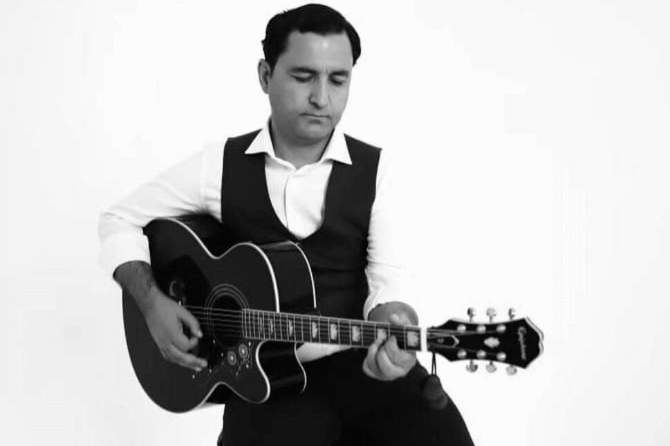 Well-known Tajik singer Firouz Pallayev dies in Dushanbe