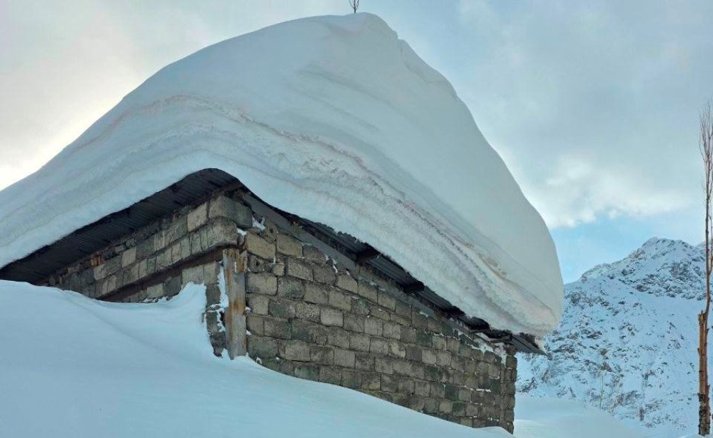 Snowfall to return to Tajikistan after brief spring-like warm spell