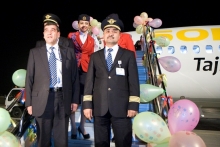 «Сомон Эйр» презентовала свой новый Боинг 737-900