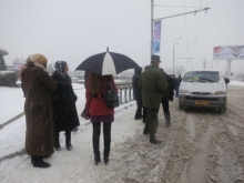 Снегопад в столице спровоцировал дефицит общественного транспорта