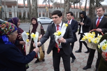 «Мама, я тебя люблю!»: «Ориёнбанк» провел акцию в честь Дня матери