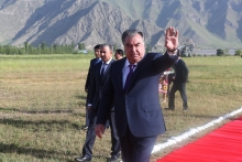 Идомаи сафари Эмомалӣ Раҳмон ба водии Рашт: Тоҷикободу Лахш