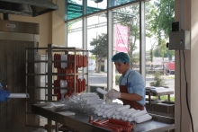 С мечтой о промышленном туризме: колбасный цех «ЭКО-ХАСИБ» намерен открыть первый филиал