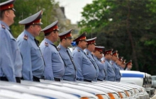 107 долларов за тонировку и 5 - за превышение скорости