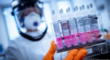 Ученые Оксфорда приступают к испытаниям вакцины от коронавируса на добровольцах