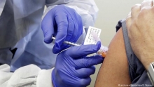 В Казахстане впервые проведена вакцинация от COVID-19
