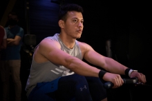 Уроженец Таджикистана Азизджон Абдуллаев побил мировой рекорд по гребле в помещении