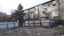 Мешудааст: пирӯзии сокинон дар як баҳси бунёди бино дар пеши хонаашон дар Хуҷанд