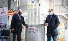 США передали Минздраву Таджикистана 200 кислородных баллонов для больных COVID-19