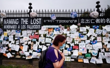 Число жертв COVID в США приблизилось к отметке 500 тысяч человек