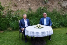 Президенты Таджикистана и Узбекистана провели неформальную встречу в Варзобе