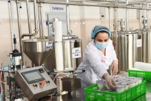 С участием президента в Спитамене открыли молочный комбинат...