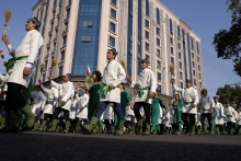 Сначала в Таджикистане нужно подумать об образовании и работе, а потом о деколонизации