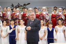 Аз  Мактаби бачагонаи Одина Ҳошим то Коллеҷи санъати Аҳмад Бобоқулов. Эмомалӣ Раҳмон дар Душанбе кадом иншооти навро ифтитоҳ намуд?