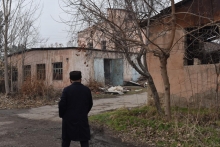 «Кроме президента нам уже никто не сможет помочь». Репортаж из комбината незрячих в Гиссаре